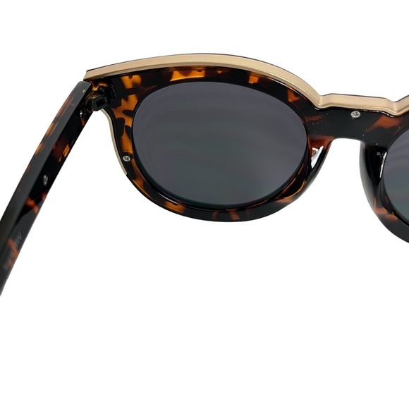 SUNGLASSES SUN GLASSES Shades Tortoiseshell Brown & Gold Arrow Plastic Frames - Picture 10 of 16